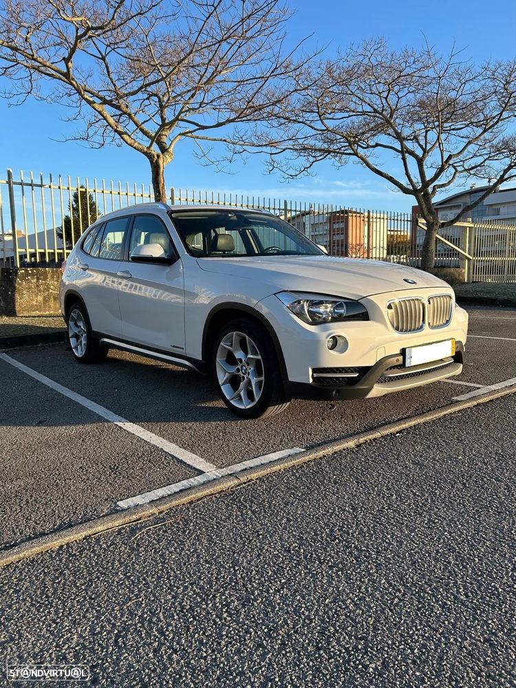 BMW X1 16 d sDrive xLine - 1