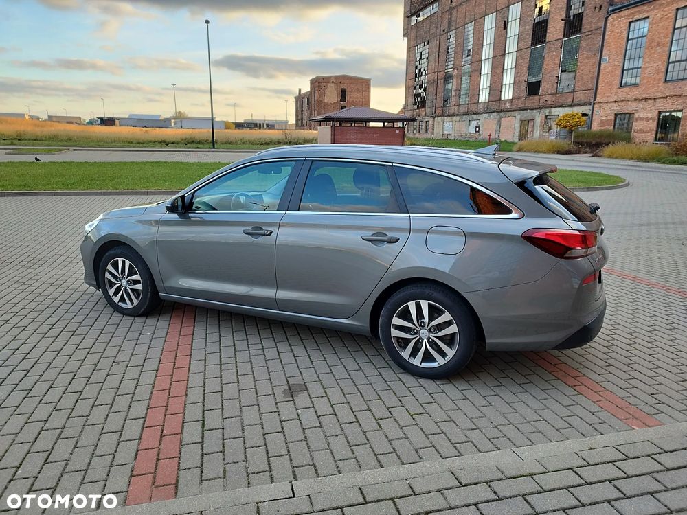 Hyundai i30 1.6 D Comfort - 7