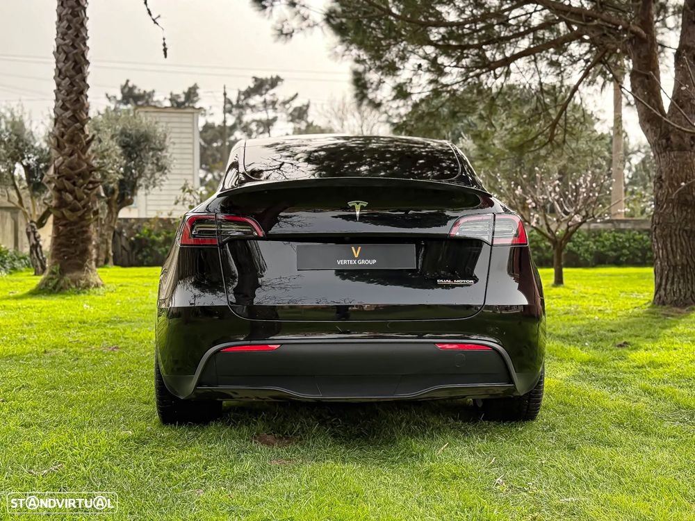 Tesla Model Y Performance Tração Integral - 12