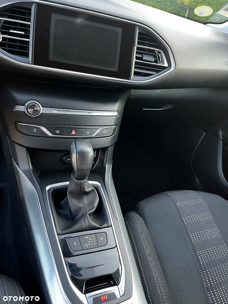 Peugeot 308 - 13