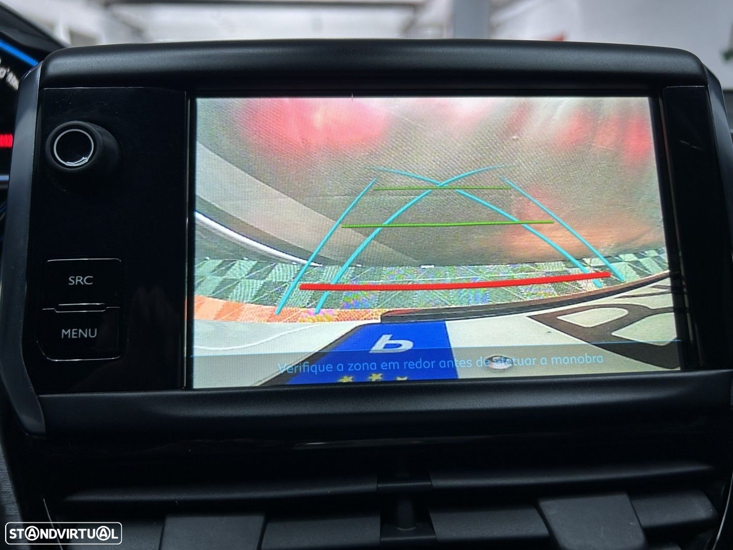 Peugeot 2008 1.2 PureTech Allure EAT6 - 15