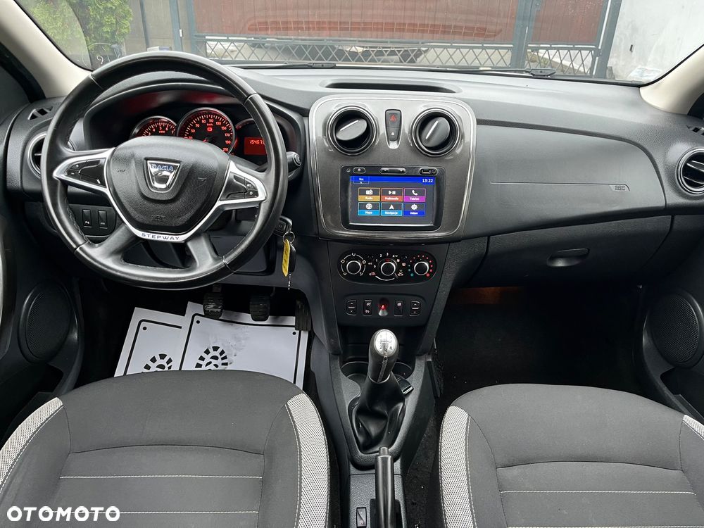 Dacia Logan dCi 90 S&S Stepway Celebration - 21