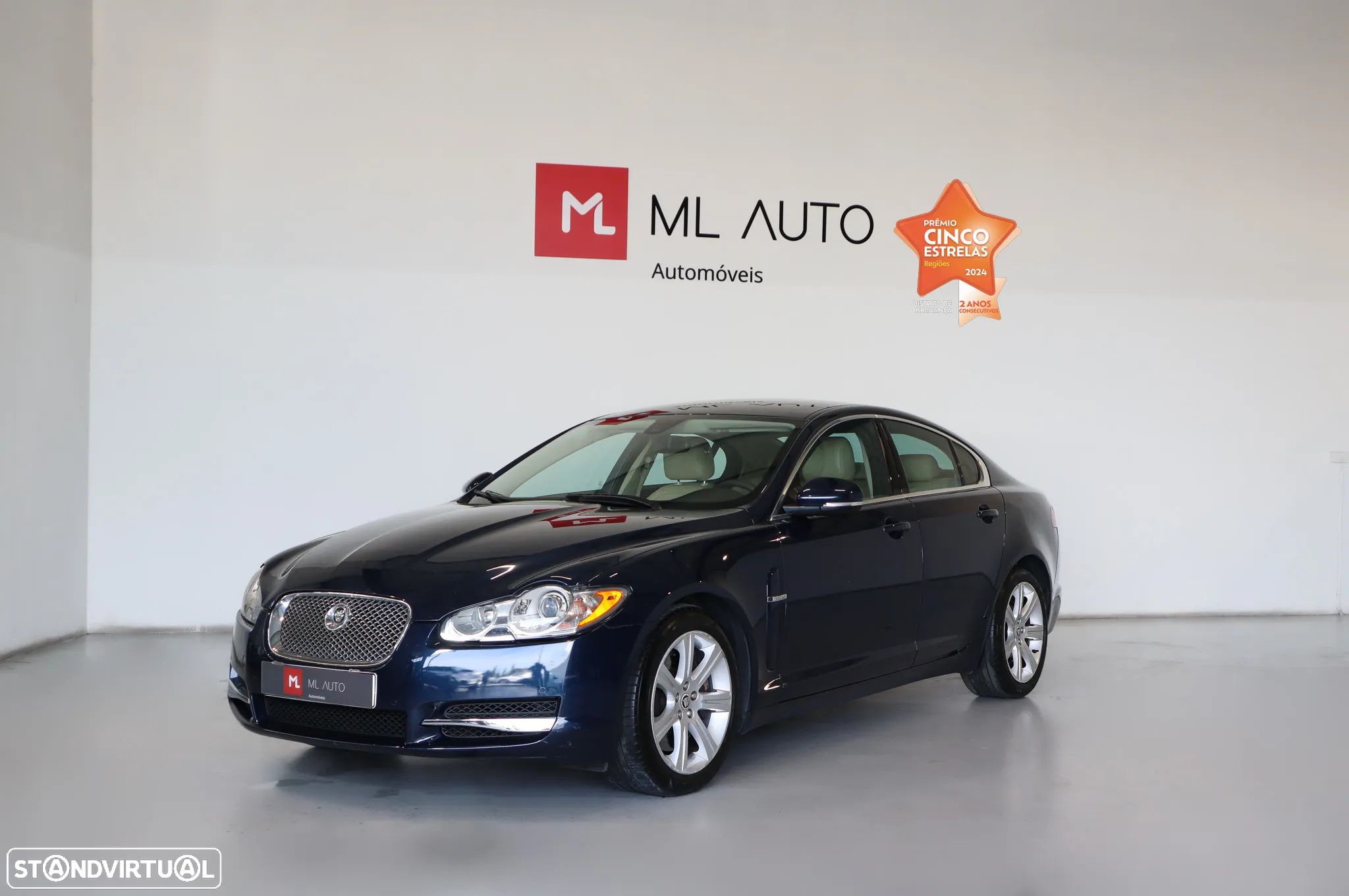 Jaguar XF 3.0 D V6 Premium Luxury - 1