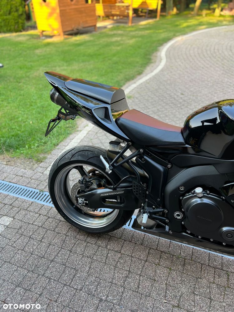 Honda CBR - 25