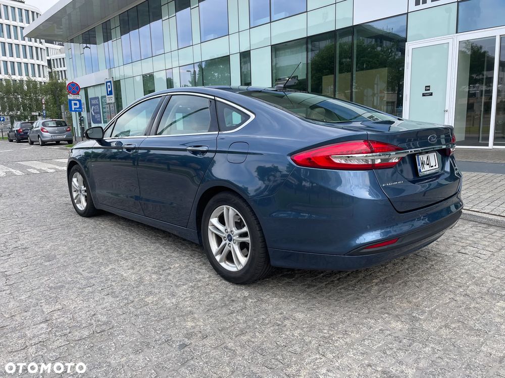 Ford Fusion - 11