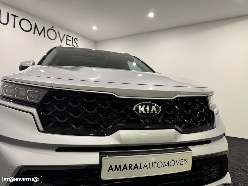 Kia Sorento 1.6 T-GDI HEV Concept - 13