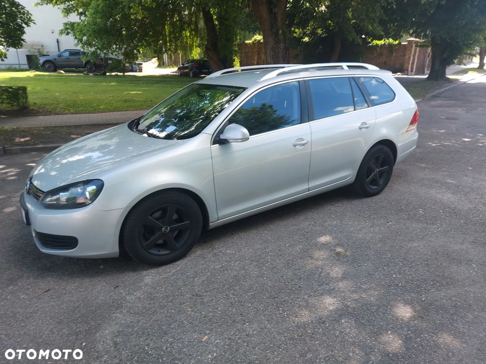 Volkswagen Golf 1.6 TDI DPF BlueMotion Technology Comfortline - 1