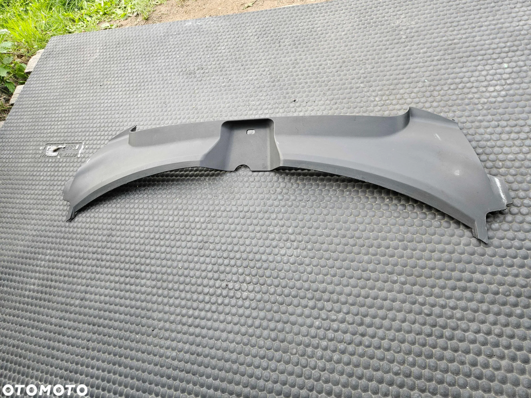 Oslona 4F0807081 Pasa Przedniego Zderzaka Nakladka Maskownica Zamek Audi A6 C6 2005r - 5