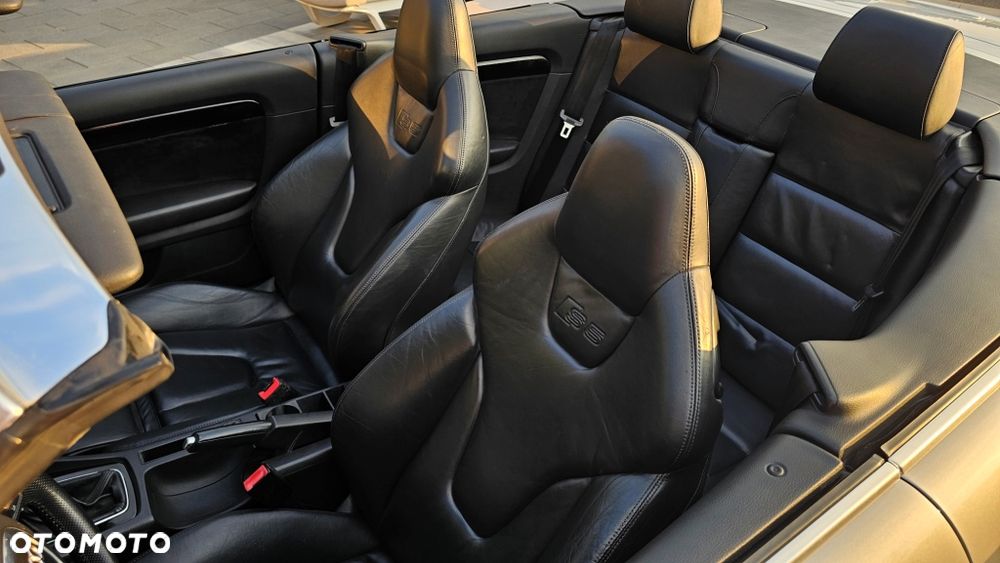 Audi A4 Cabrio - 36