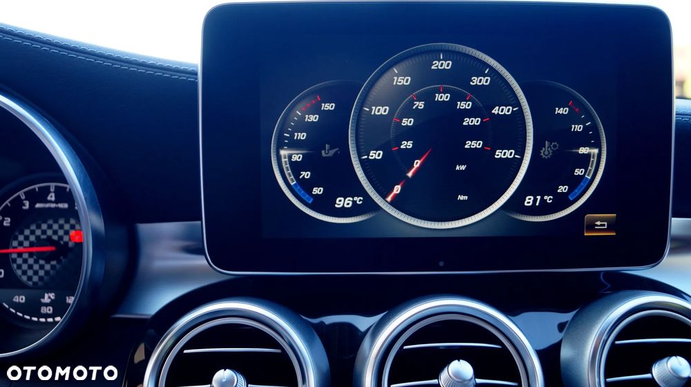 Mercedes-Benz Klasa C AMG 43 4Matic T 9G-TRONIC - 27