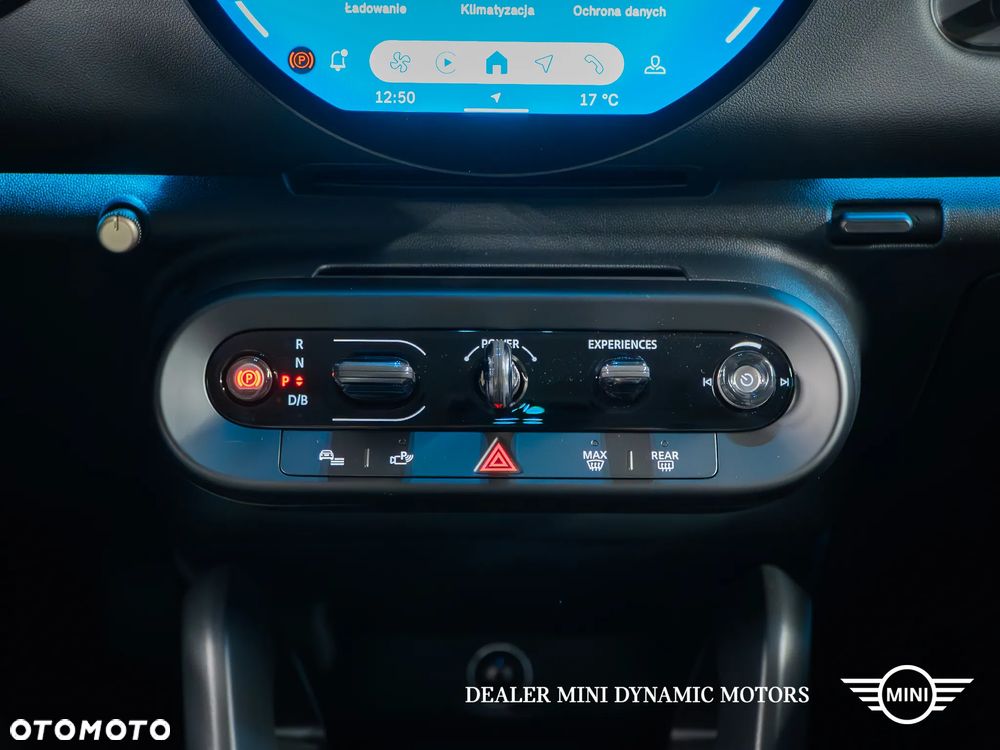 MINI Cooper E Essential Trim - 25