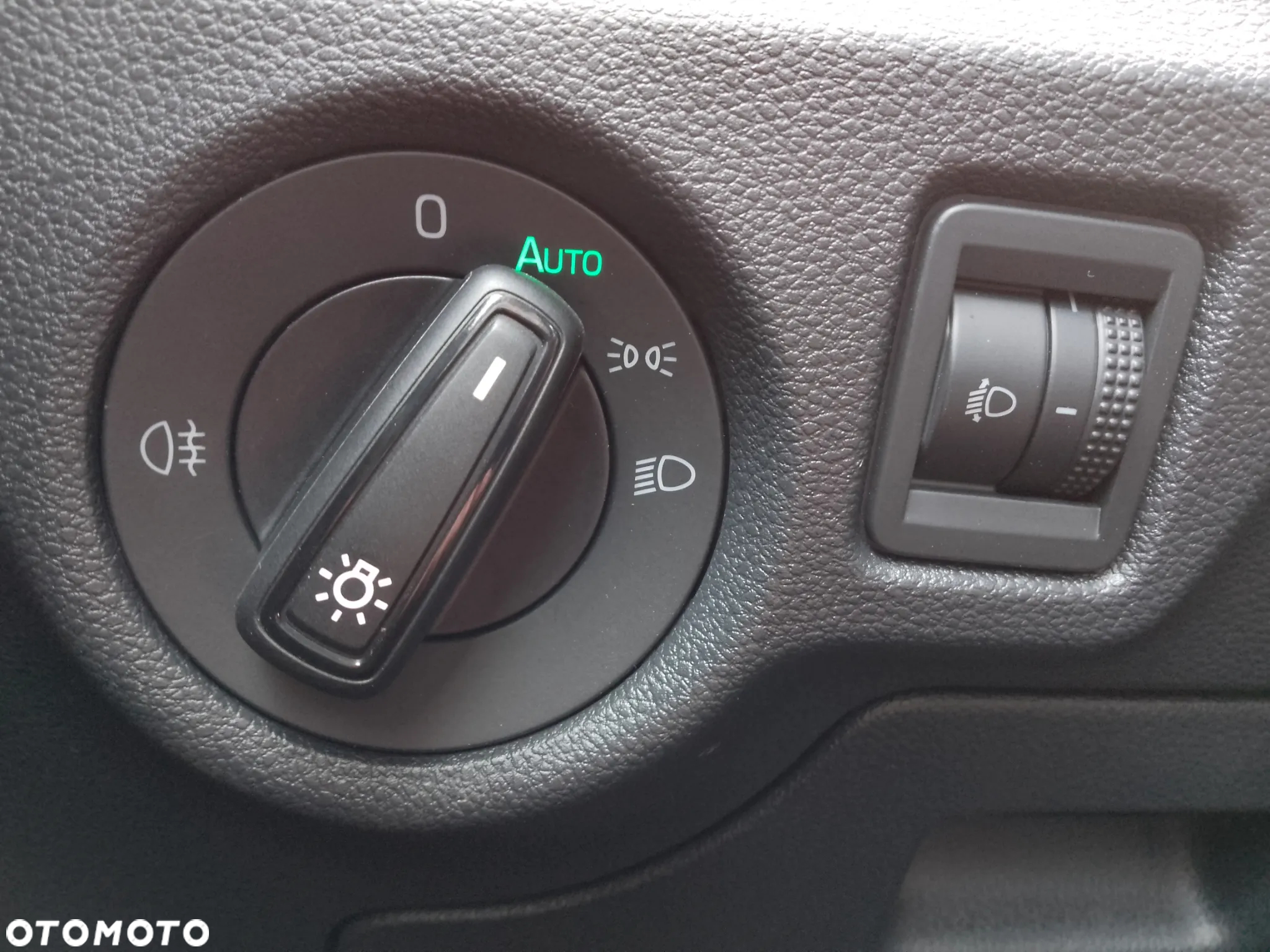 Skoda Kamiq 1.5 TSI Ambition - 25