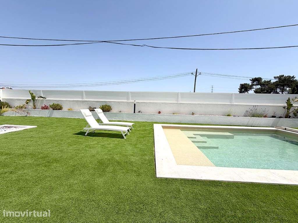 Moradia Isolada T4 com piscina a sal na Quinta do Anjo - Grande imagem: 2/12