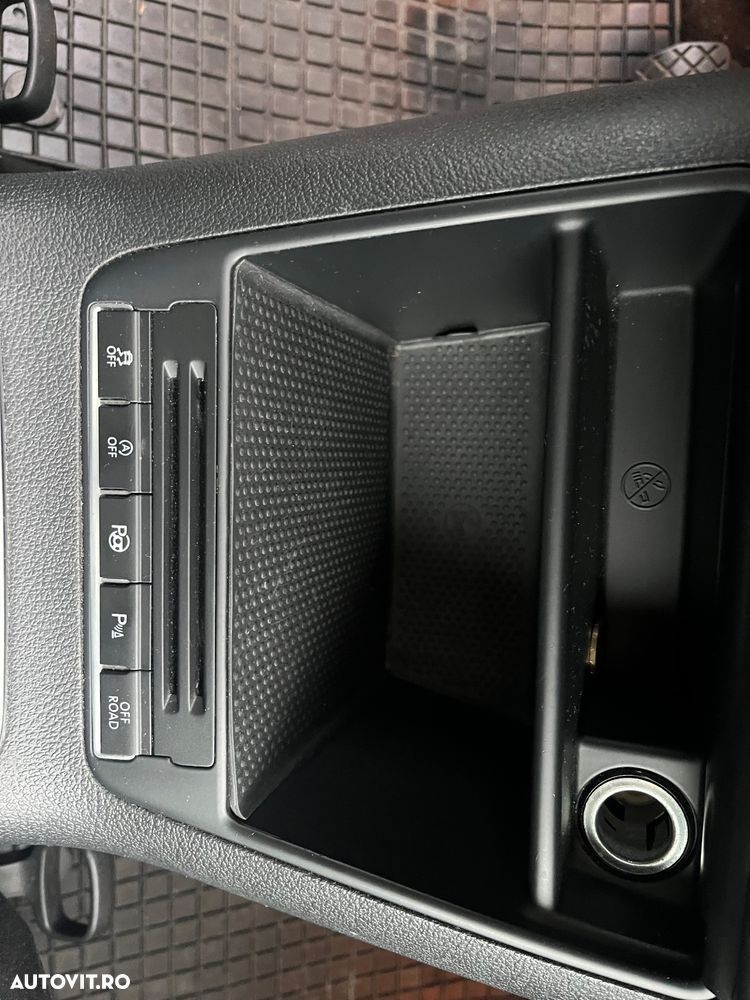 Volkswagen Tiguan 2.0 TDI DPF 4Motion BlueMotion Technology Cup Sport & Style - 10