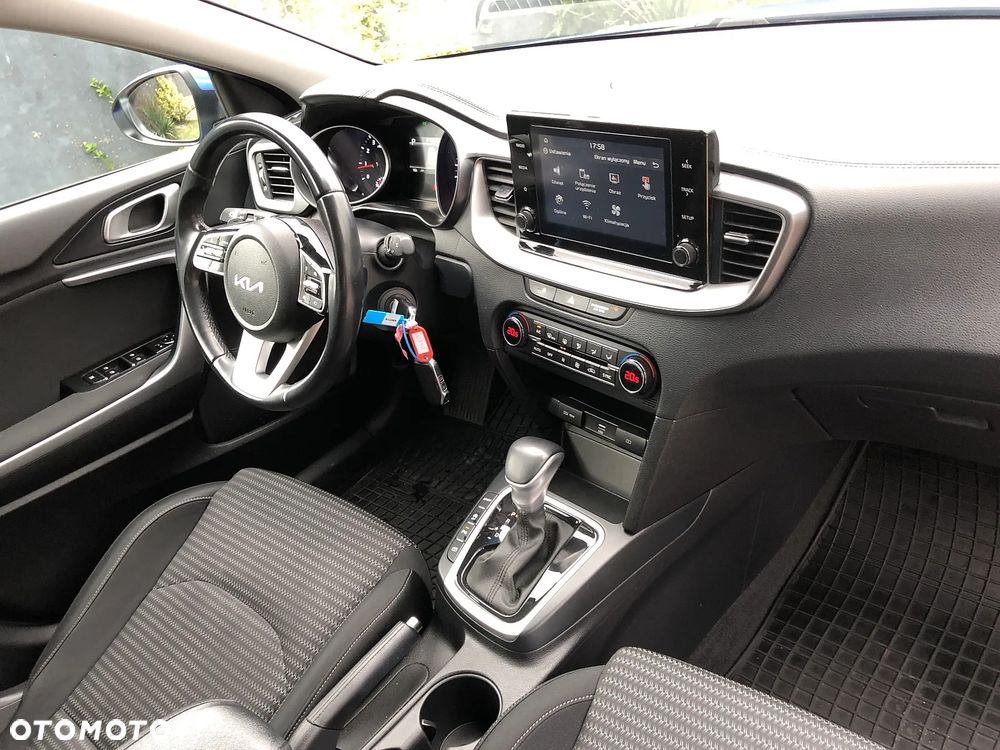 Kia Ceed 1.5 T-GDI L DCT - 35