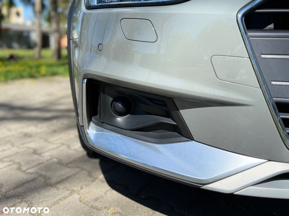Audi A4 Allroad - 22