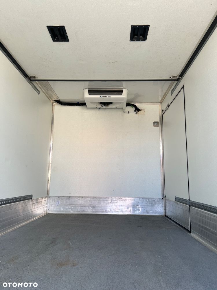 Mercedes-Benz Sprinter 319 CDI - 12