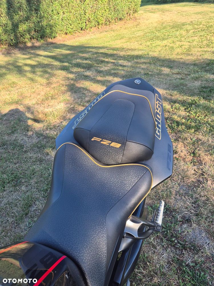 Yamaha FZ8 - 8