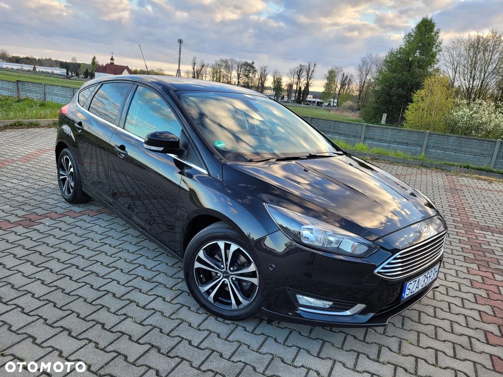 Ford Focus 1.0 EcoBoost Titanium - 4