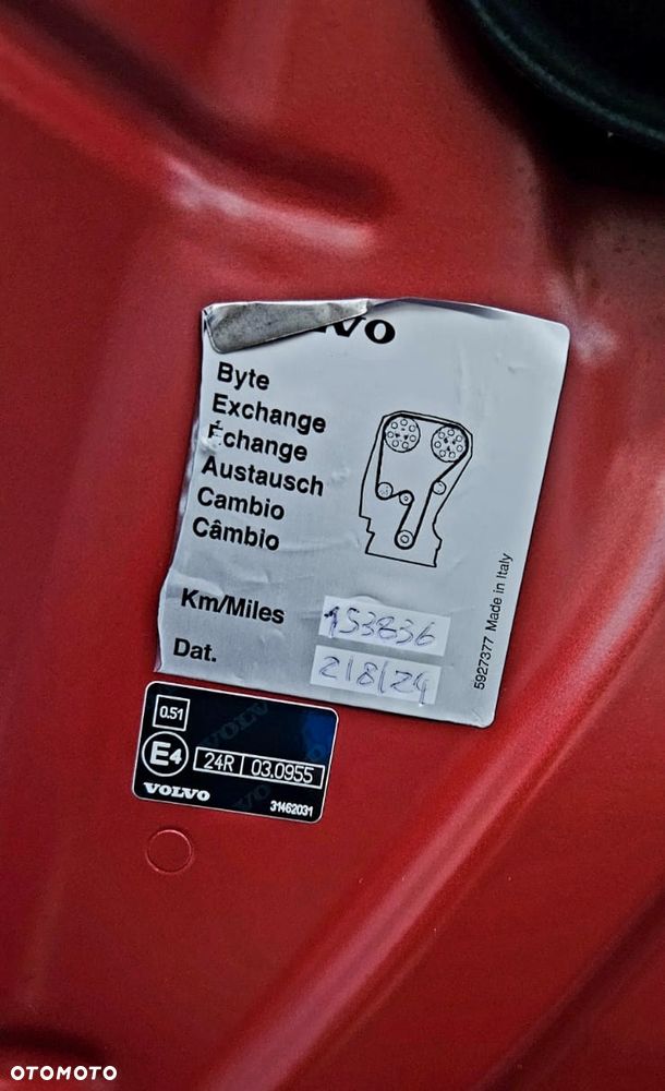 Volvo XC 40 D4 AWD Geartronic R-Design - 20