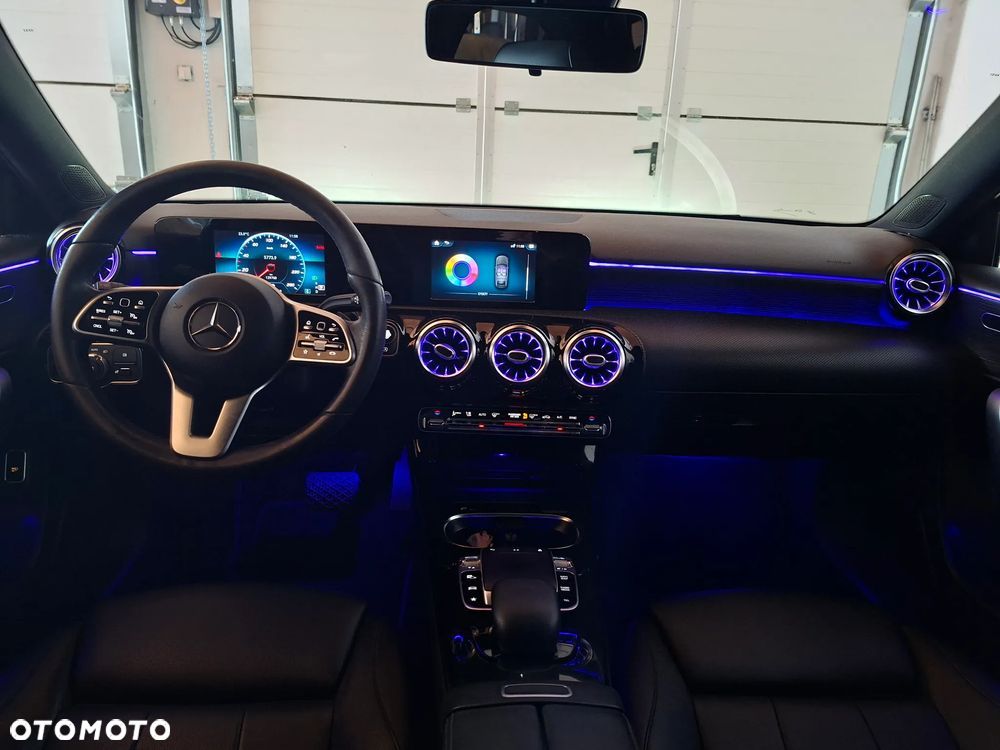 Mercedes-Benz Klasa A 220 7G-DCT AMG Line - 3