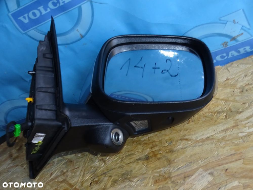 LUSTERKO PRAWE VOLVO XC70 2007-2016 EURO 16-PIN - 4