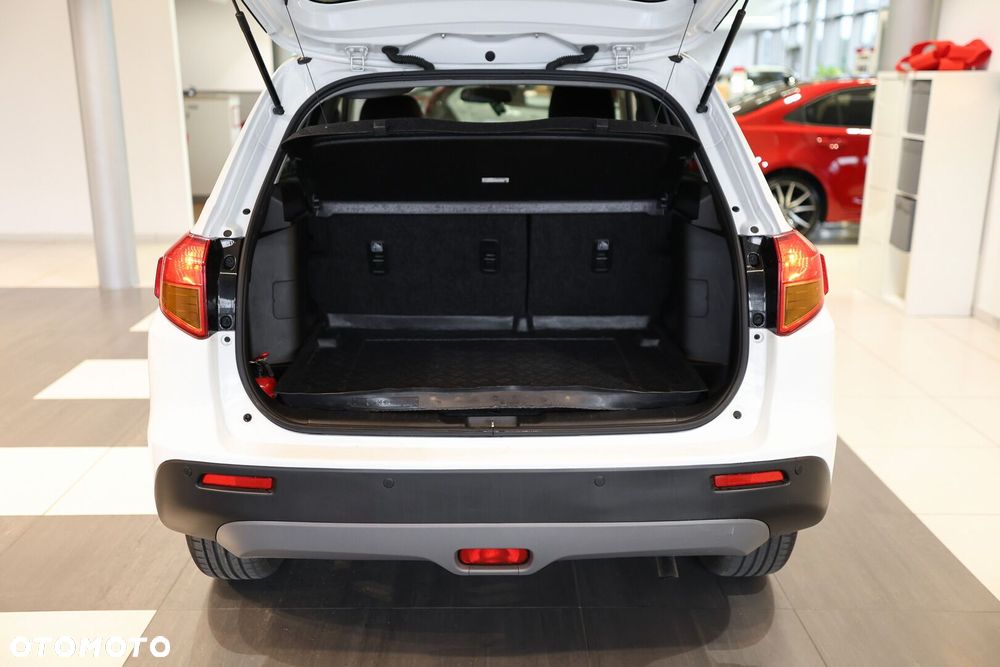Suzuki Vitara 1.6 Comfort 2WD - 14