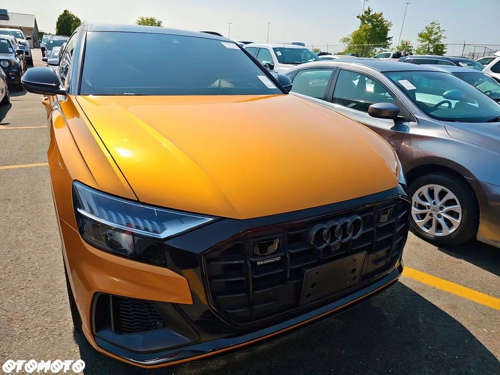 Audi Q8 55 TFSI quattro tiptronic