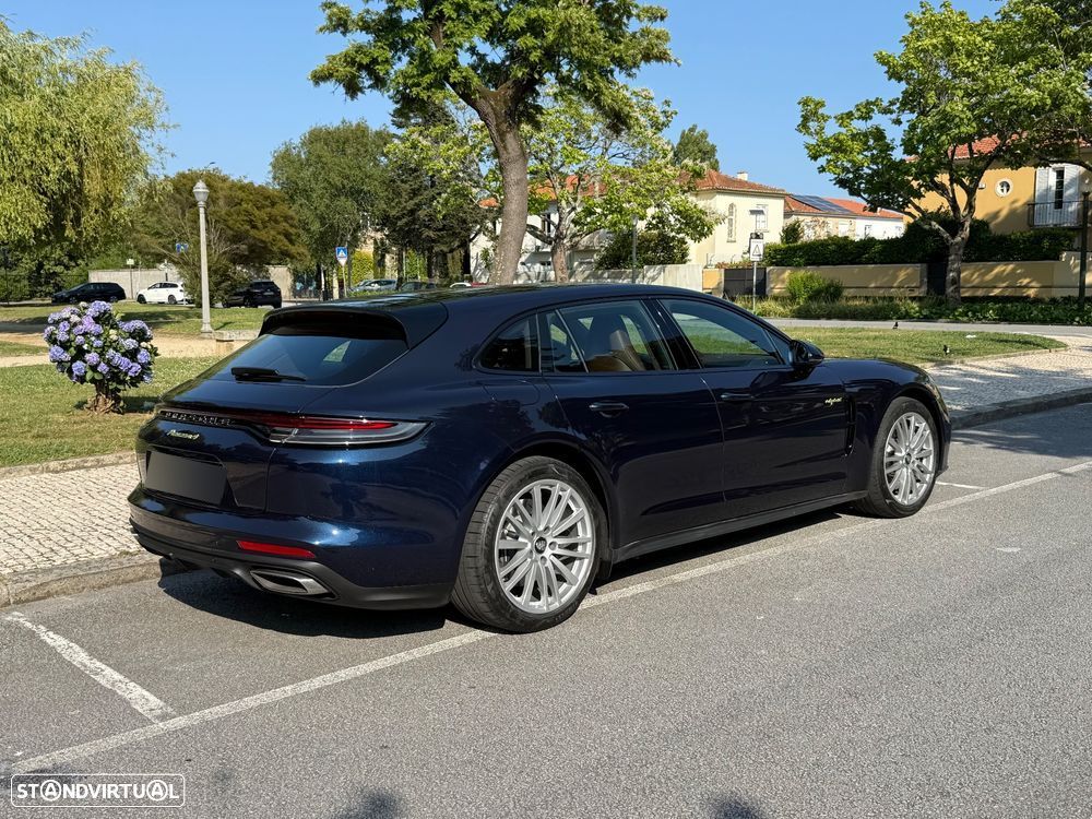 Porsche Panamera Sport Turismo 4 E-Hybrid - 2