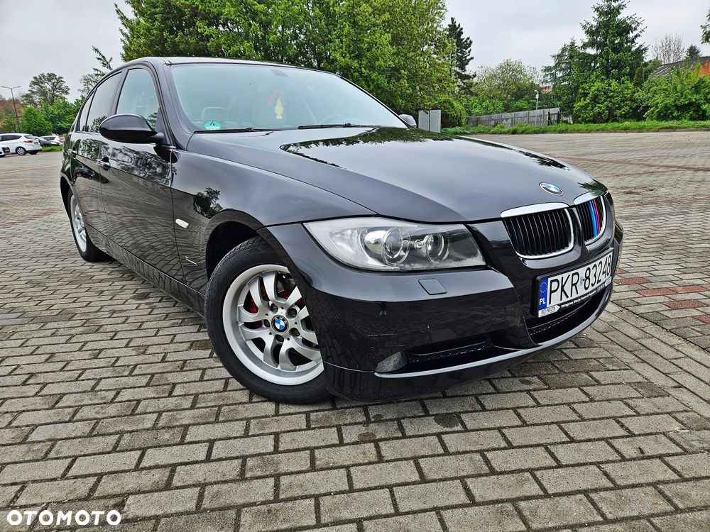 BMW Seria 3 320i - 2