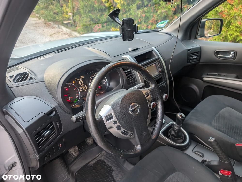Nissan X-Trail - 12