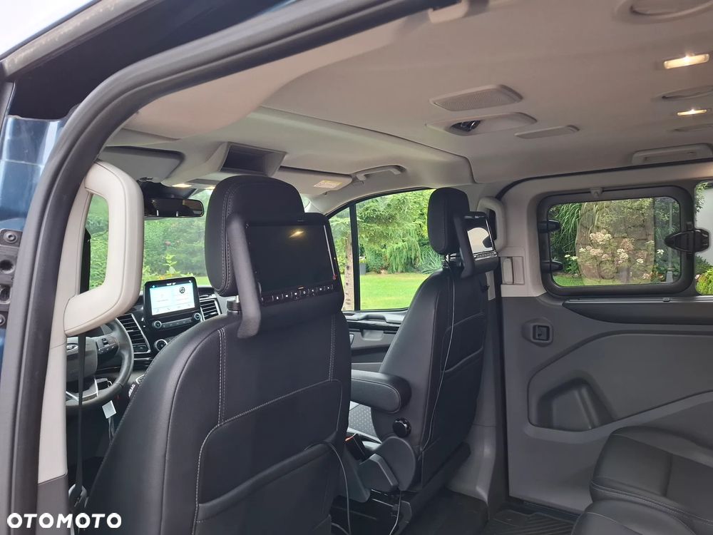 Ford Tourneo Custom 2.0 EcoBlue L2 Titanium - 10