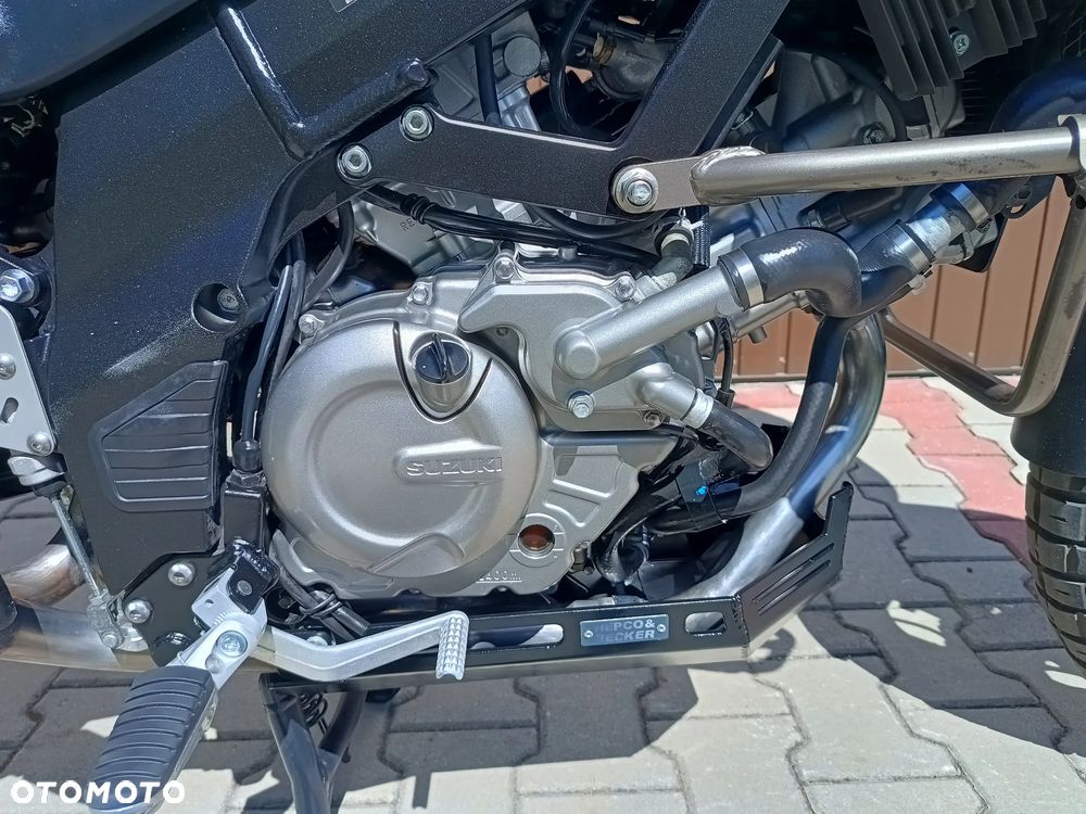 Suzuki V-STROM - 14