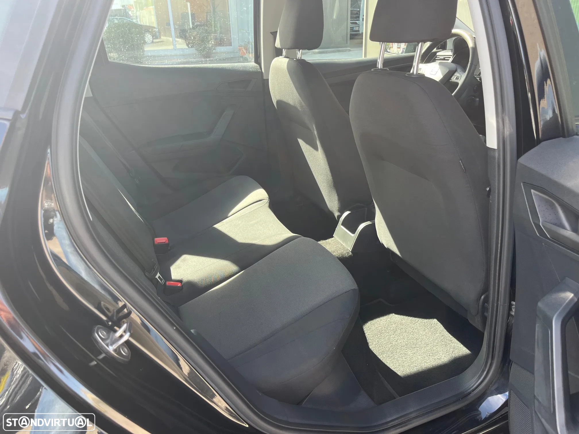 SEAT Ibiza 1.0 Reference - 17