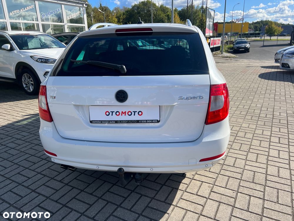Skoda Superb 2.0 TDI Ambition DSG - 13