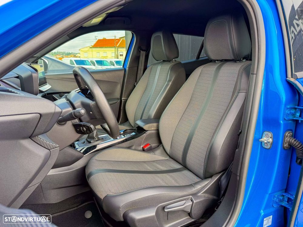 Peugeot 2008 1.2 PureTech Allure Pack - 25