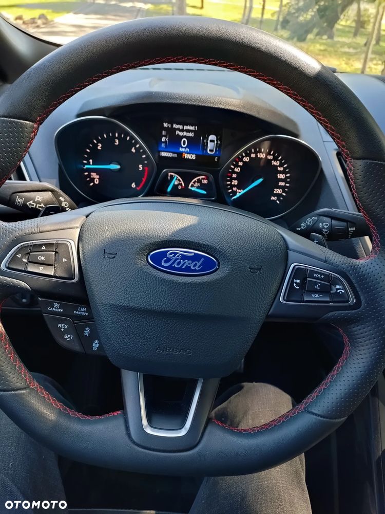 Ford Kuga 2.0 TDCi 4x4 ST-Line - 2