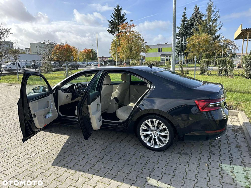 Skoda Superb 2.0 TDI SCR L&K DSG - 3