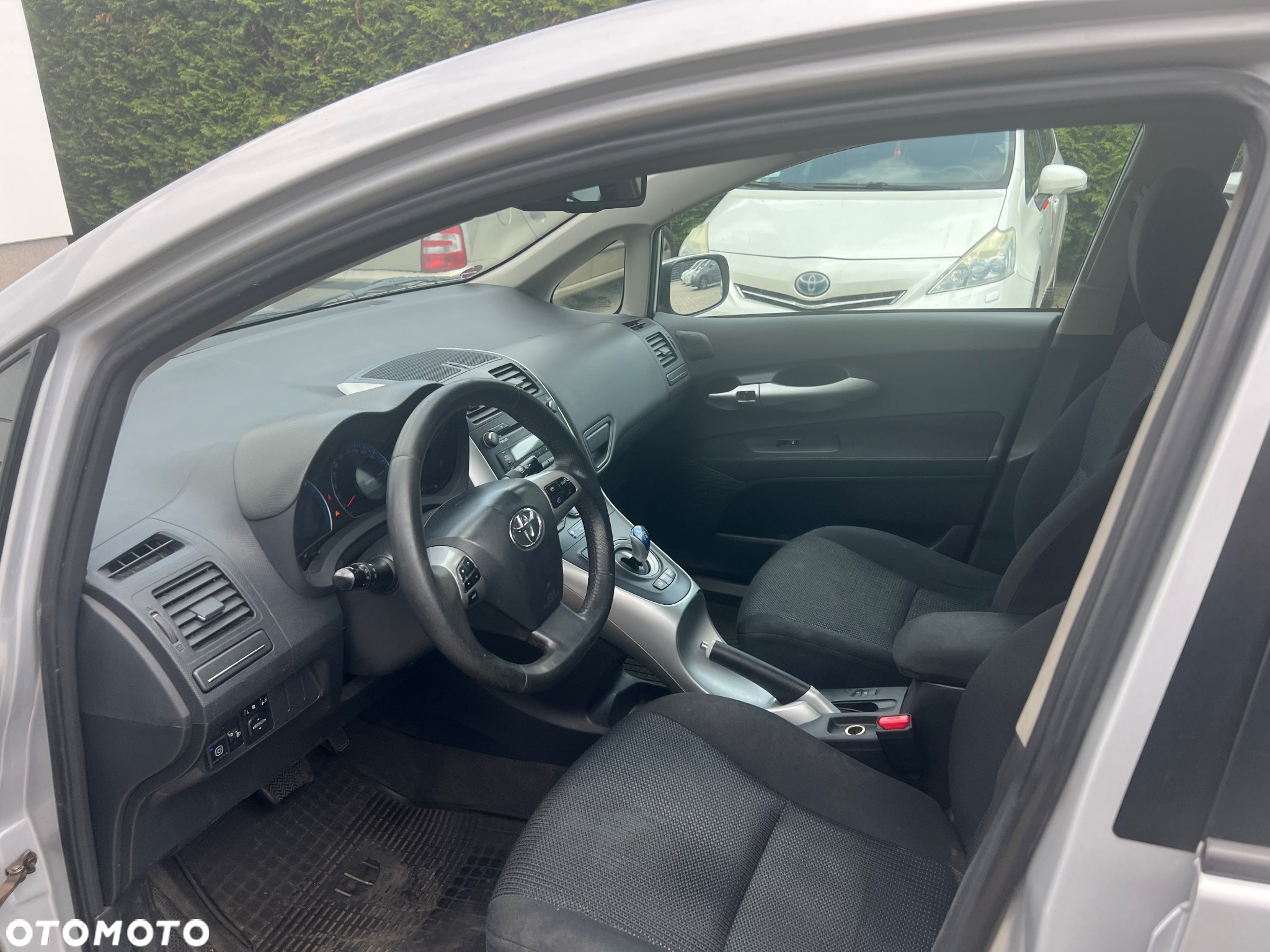 Toyota Auris - 5