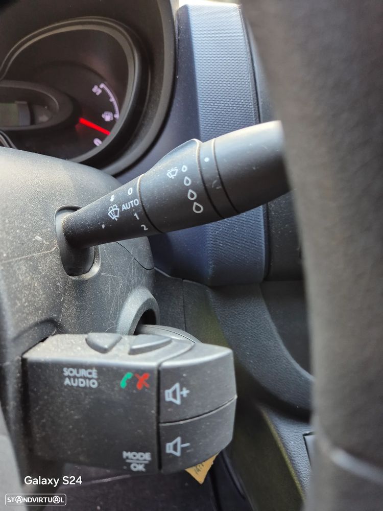 Opel Vivaro - 12