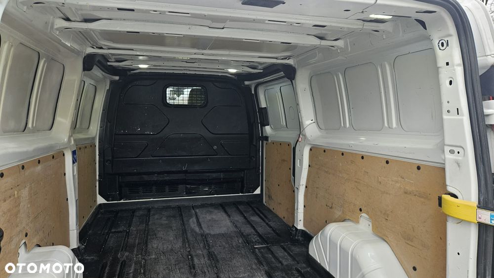 Ford Transit Custom - 26