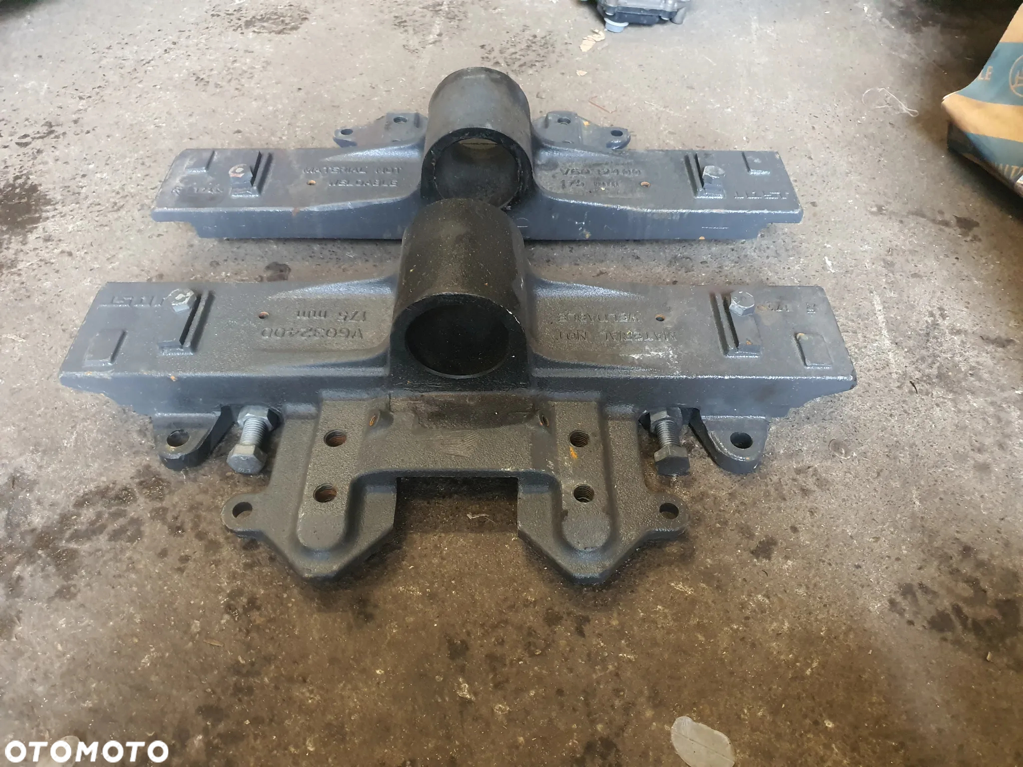 Mocowanie łapy siodła JOST 175 mm V6032400 - 5