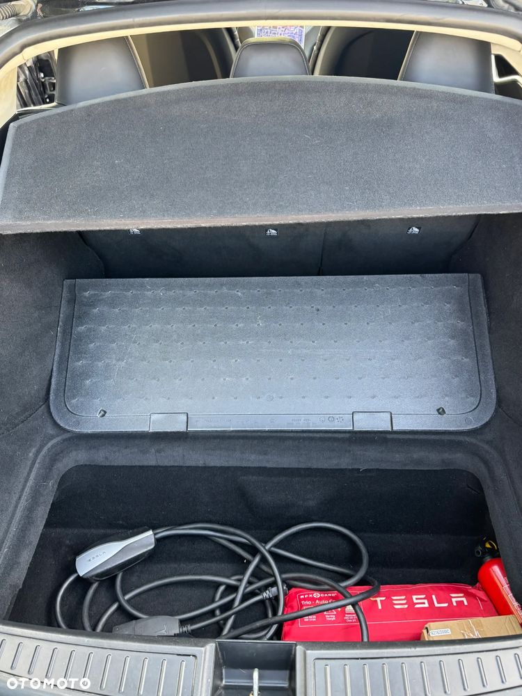 Tesla Model S Long Range Plus - 12