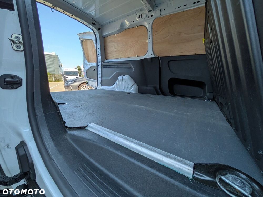 Toyota PROACE CITY - 27