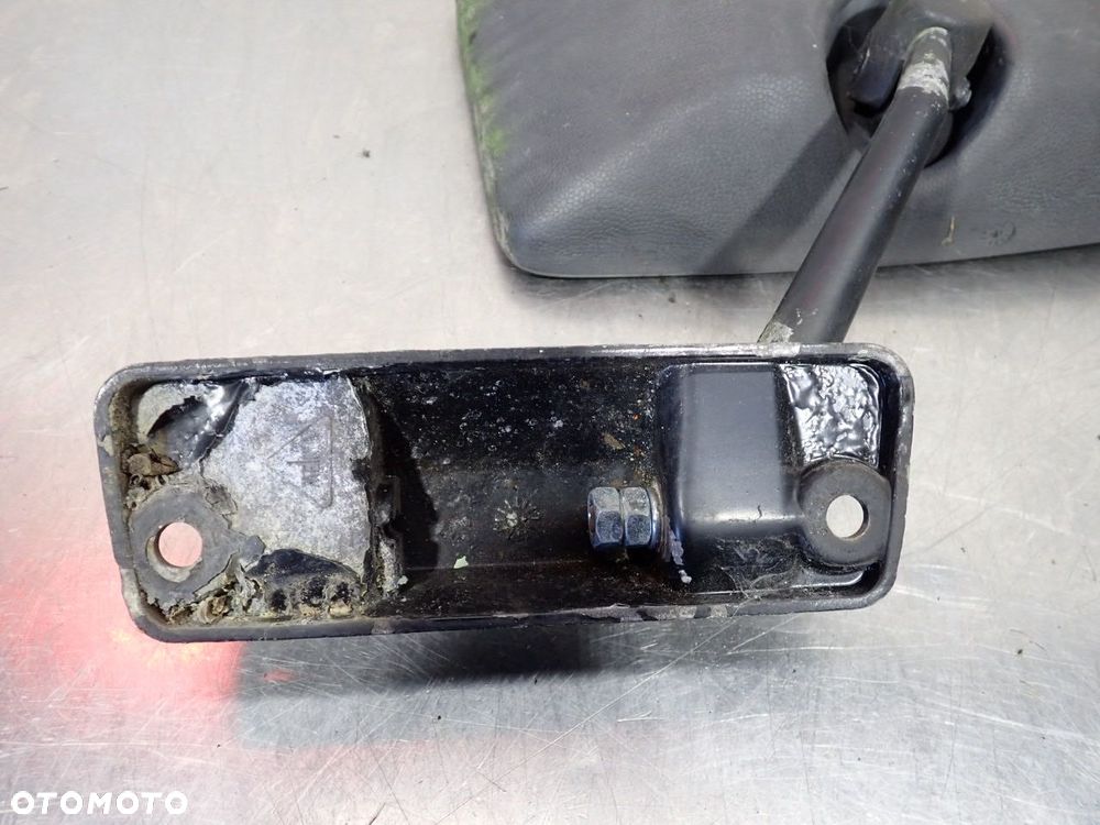 LUSTERKO PRAWE MERCEDES-BENZ T1 310D - 3