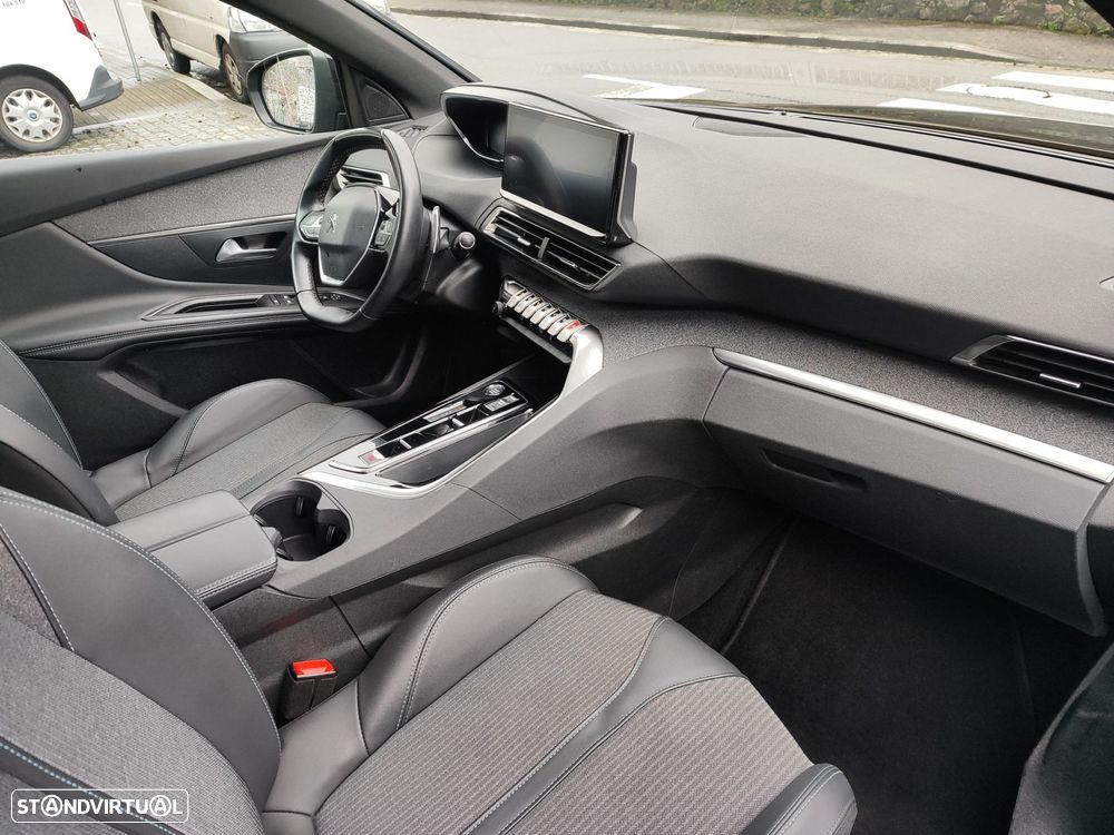 Peugeot 3008 1.5 BlueHDi Allure Pack EAT8 - 13