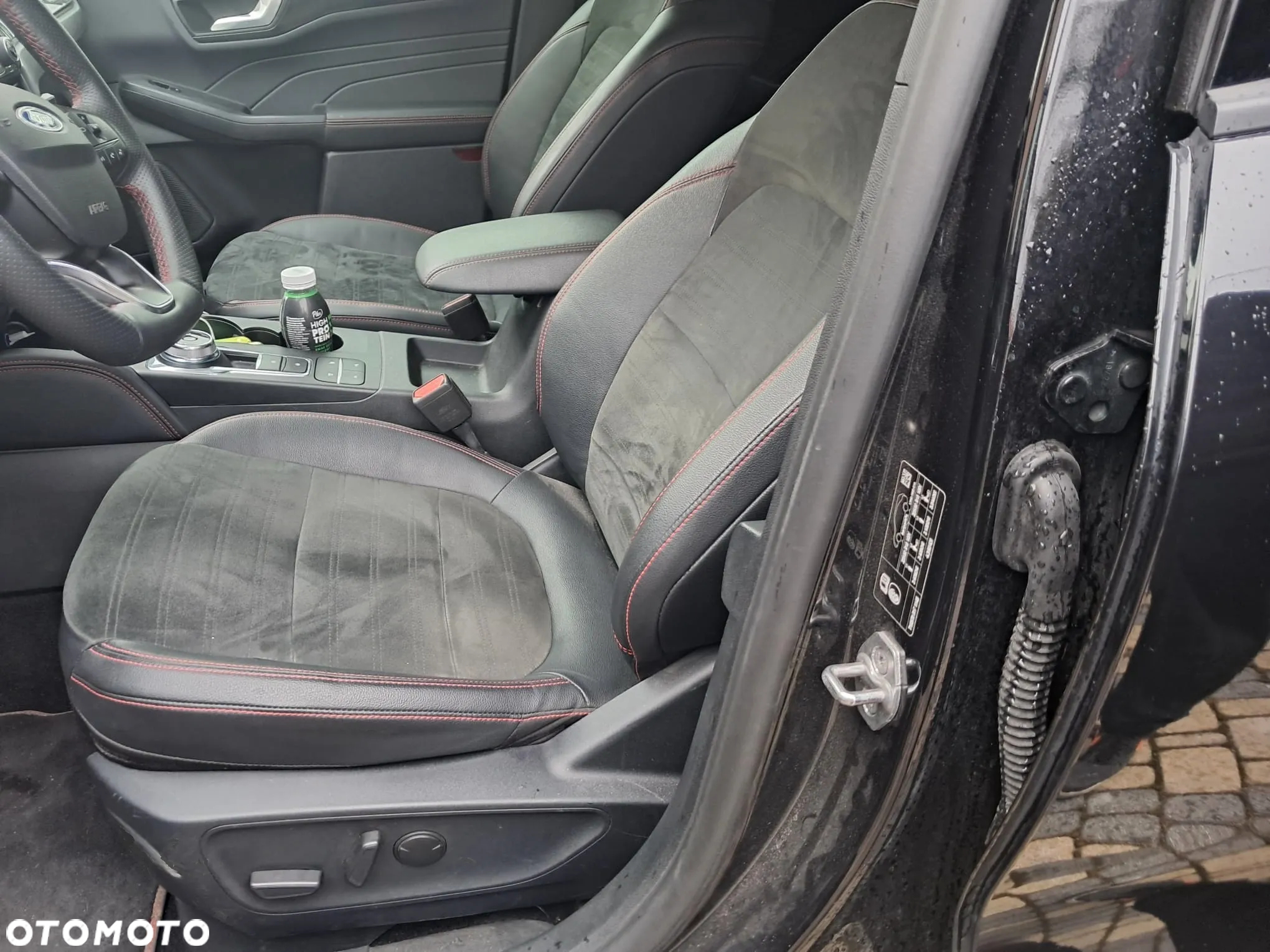 Ford Kuga 2.5 Duratec PHEV ST-LINE - 13