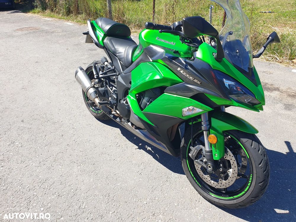 Kawasaki 1000SX - 2