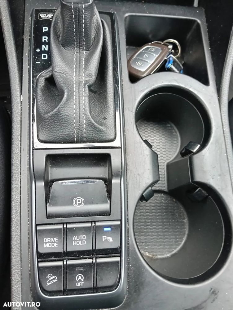 Hyundai Tucson blue 1.7 CRDi 2WD DCT Premium - 6