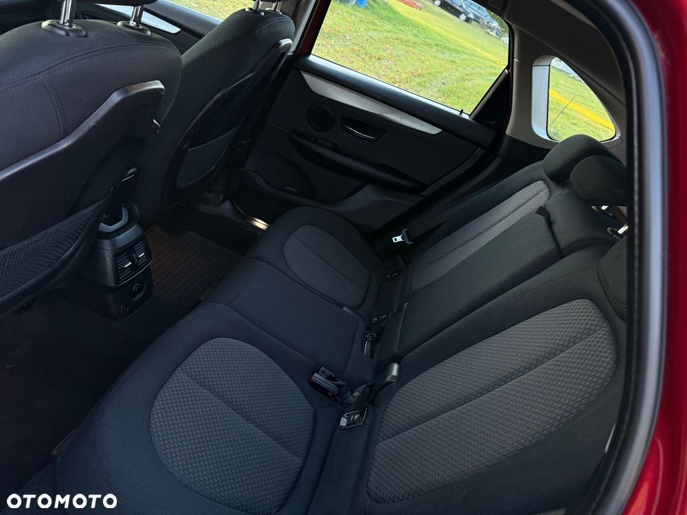 BMW Seria 2 218i Sport Line - 9